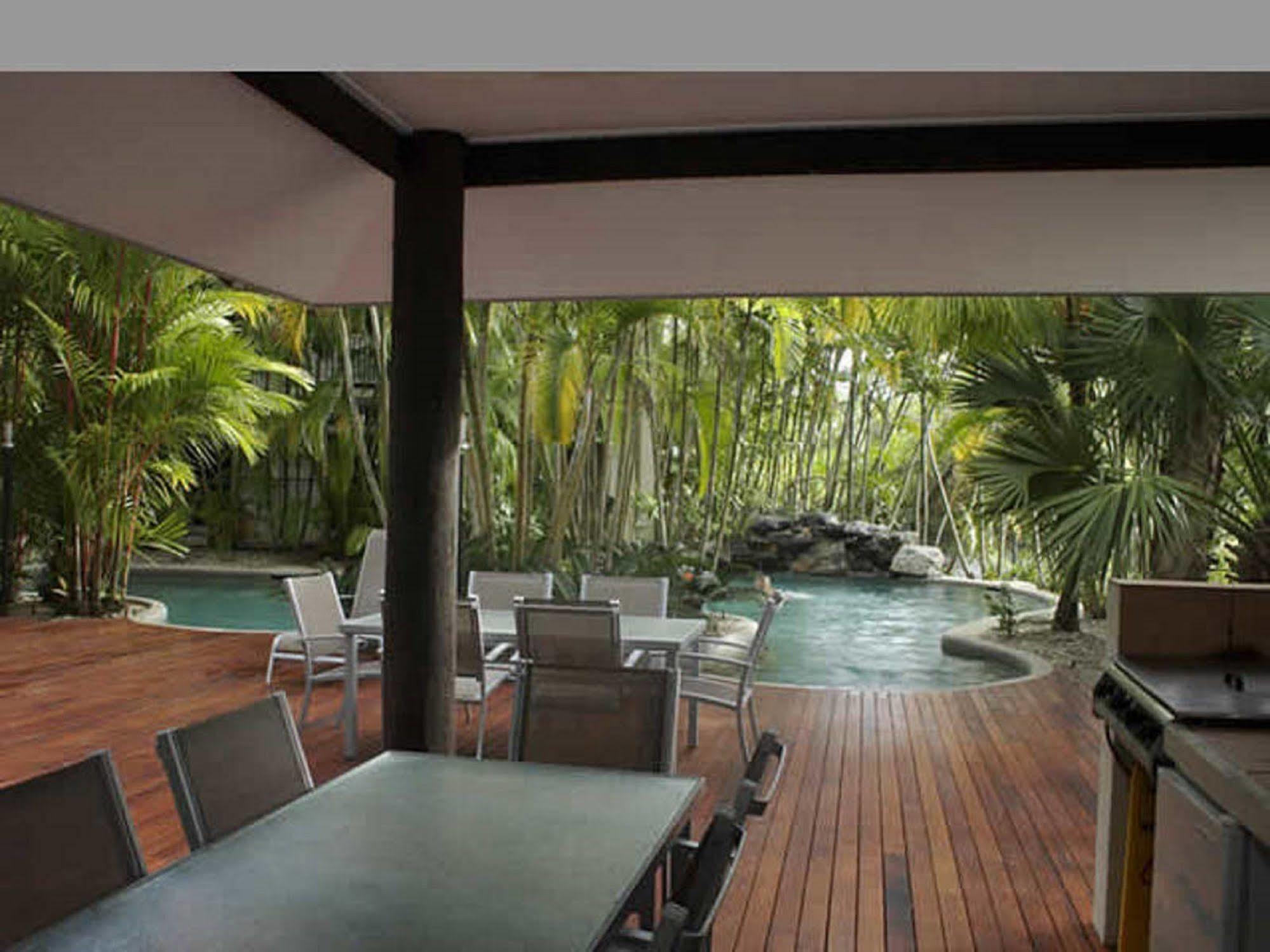 พอร์ทดักลาสรีทรีท Aparthotel พอร์ตดักกลาส ภายนอก รูปภาพ